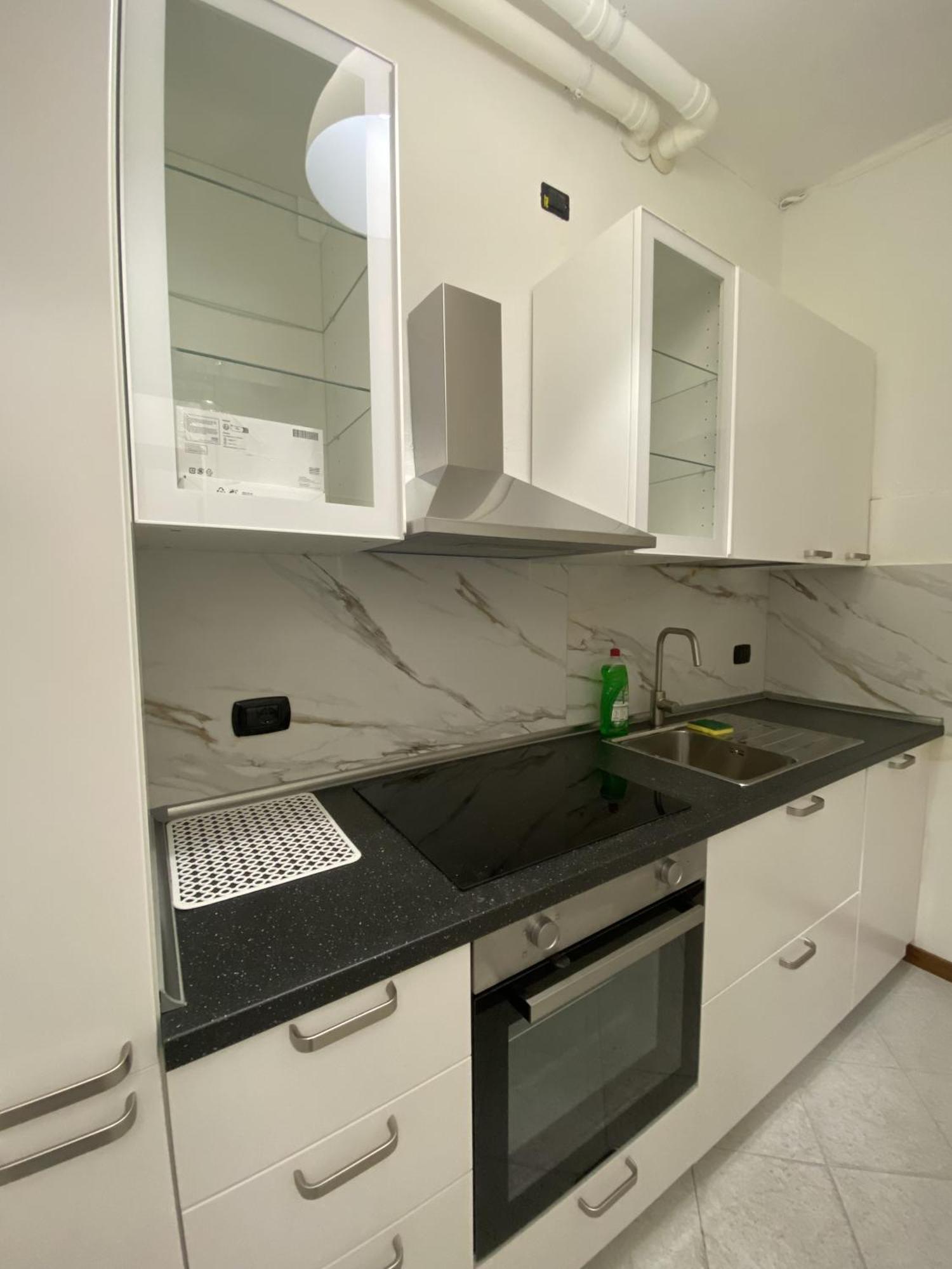 Lake Front Apartments, Лекко Экстерьер фото